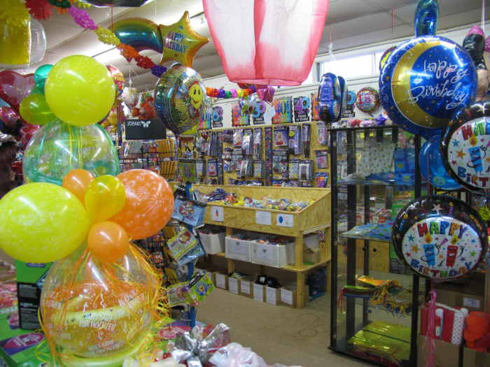 Luftballons_guenstig_im_Ballonsupermarkt