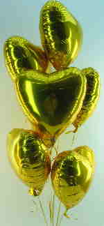 Herzballons in goldenen Farben
