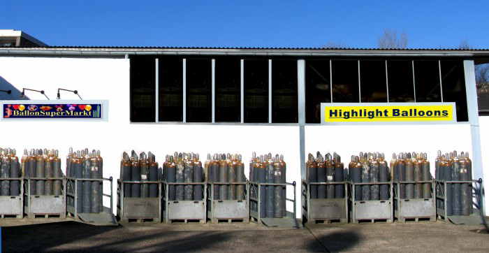 Ballongas im Ballonsupermarkt Ballongaslager