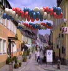 Ballondeko mit Folienballons