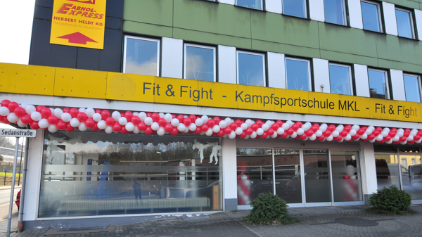 Ballongirlande-rot-weiss-Ballonservice-Ballonsupermarkt