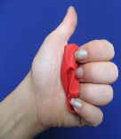 Herzluftballons vorbereiten, aufwärmen und kneten vor dem Aufblasen